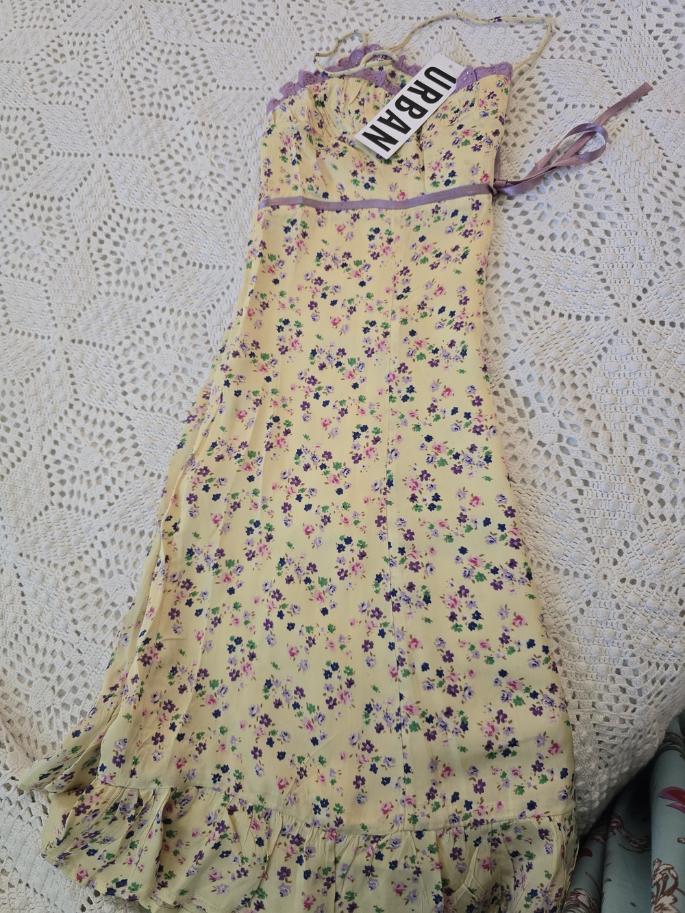 Urban Outfitters Yellow Floral Lace-Trim Slip Dress - Picture 5 of 5
